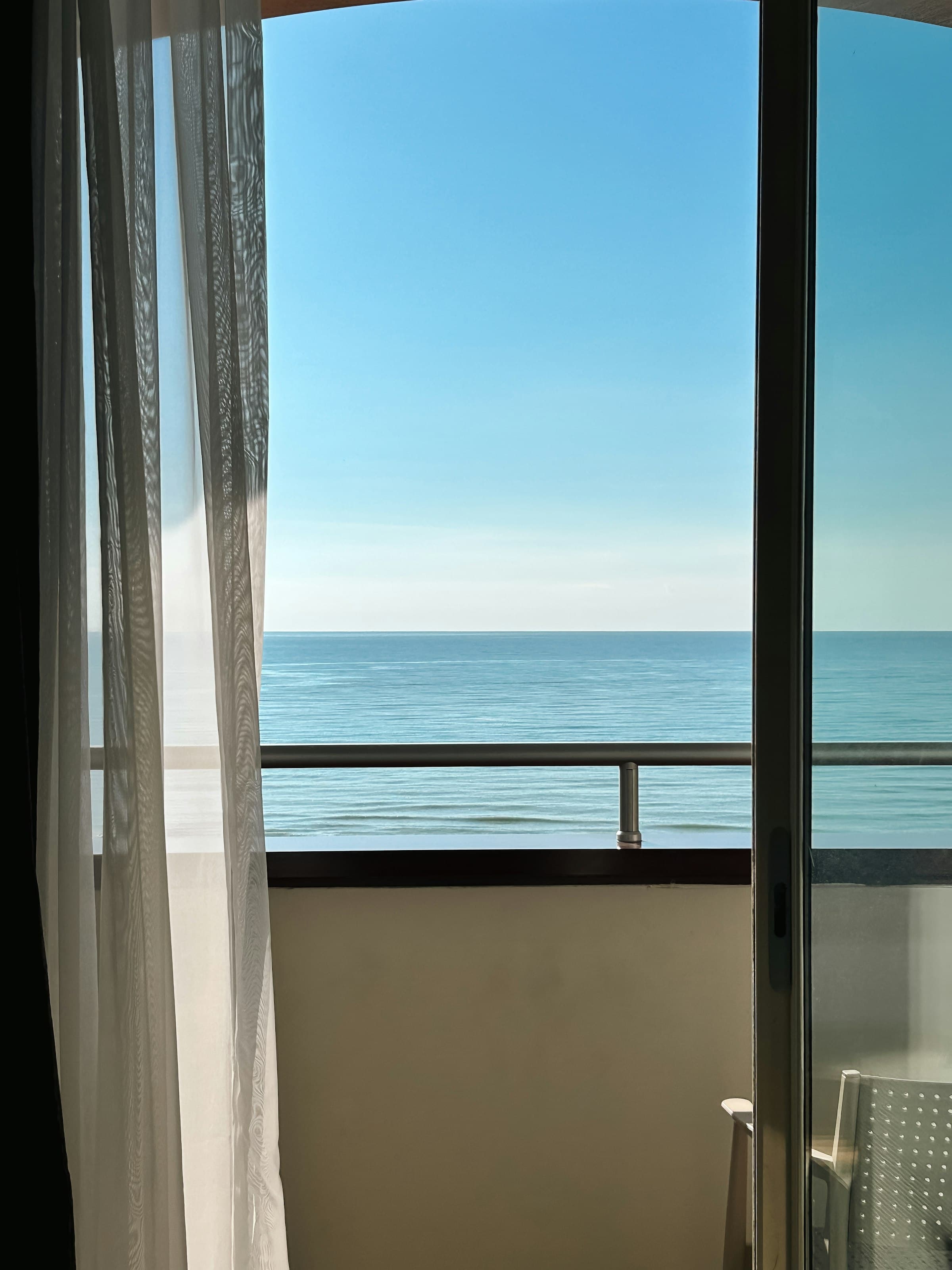 Balkon met zicht op zee